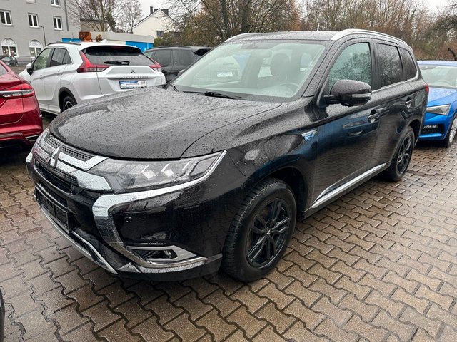 Mitsubishi Outlander PHEV Plus Spirit 4WD Gebrauchtwagen Kaufen | EZ 07/2021 | Preis 18.999 €