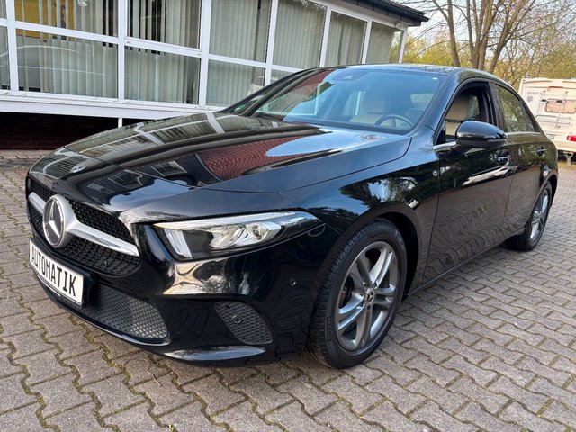 Mercedes-Benz A 200 A Limousine/Style/Kamera/ Gebrauchtwagen Kaufen | EZ 10/2019 | Preis 20.999 €