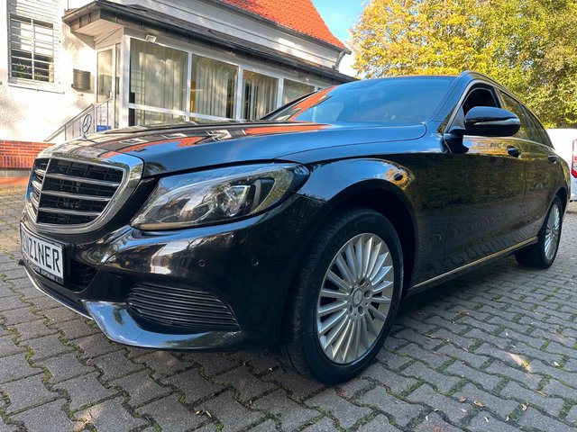 Mercedes-Benz C 180 C -Klasse T-Modell/Kamera/ Gebrauchtwagen Kaufen | EZ 12/2014 | Preis 12.999 €