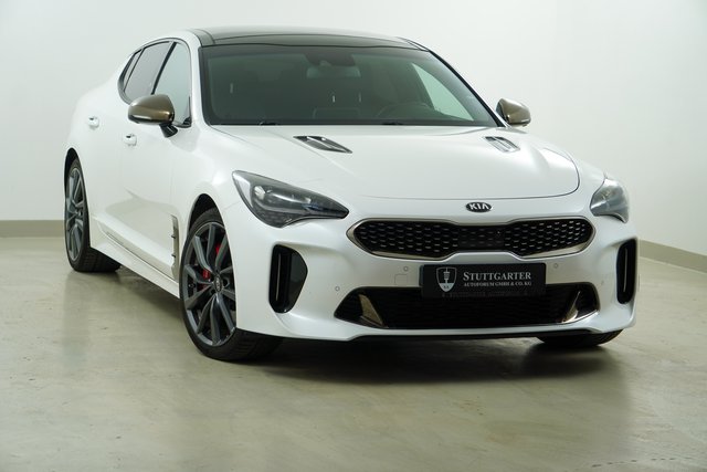 Kia Stinger GT 4WD Pano Leder Klappe ACC LED Head-Up - bilder 1