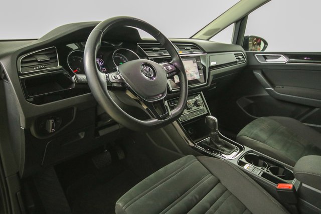 Volkswagen Touran Highline DSG Navi Kamera AHK ACC - bilder 7