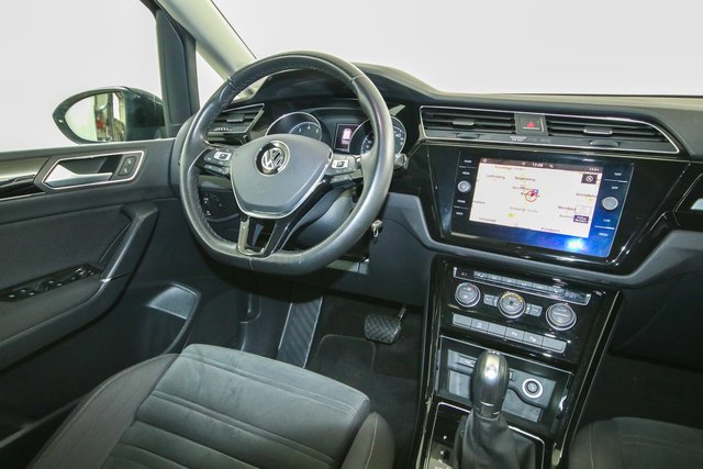 Volkswagen Touran Highline DSG Navi Kamera AHK ACC - bilder 9