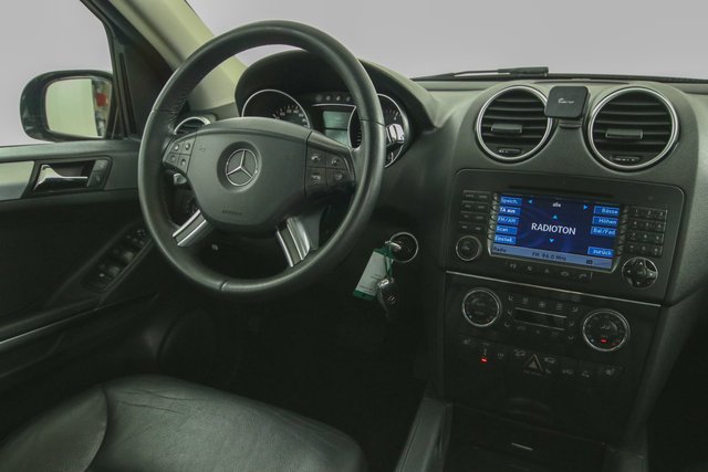 Mercedes-Benz ML 500 AMG Sportpaket Leder Memory Airmatic LPG - photo 9