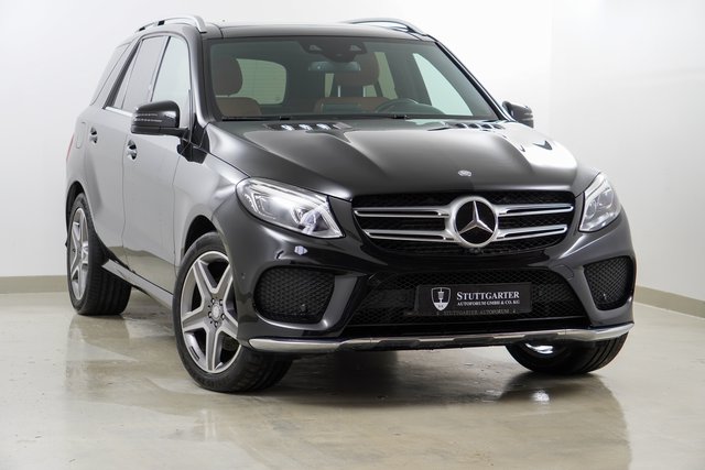 Mercedes-Benz GLE 350 d 4Matic AMG Line Luft Pano Leder 360K - bilder 1