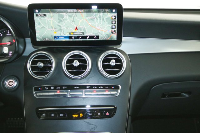 Mercedes-Benz GLC 400 d 4Matic AMG Line 360K AHK Keyless-Go - bilder 10