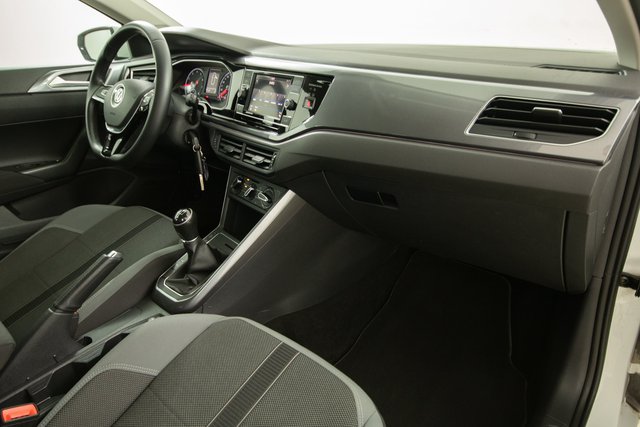 Volkswagen Polo VI Highline Sitzheizung PDC Klima - photo 8