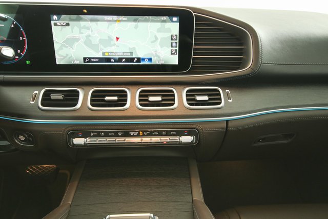 Mercedes-Benz GLE 400 d 4Matic AMG Line Exclusive Pano Leder - photo 10