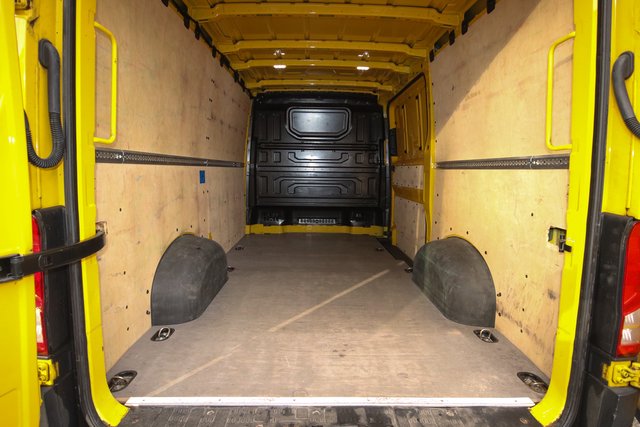 Volkswagen Crafter Kasten  35 mittellang FWD - foto 10