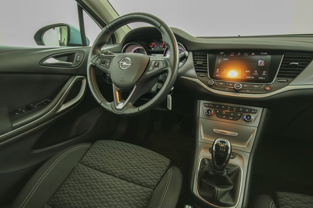 Opel Astra K Sports Tourer Business Kamera ACC - bilder 9