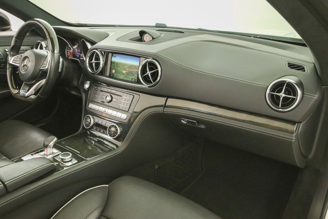 Mercedes-Benz SL 400 AMG Line deutsches Fahrzeug Pano Distr - photo 9