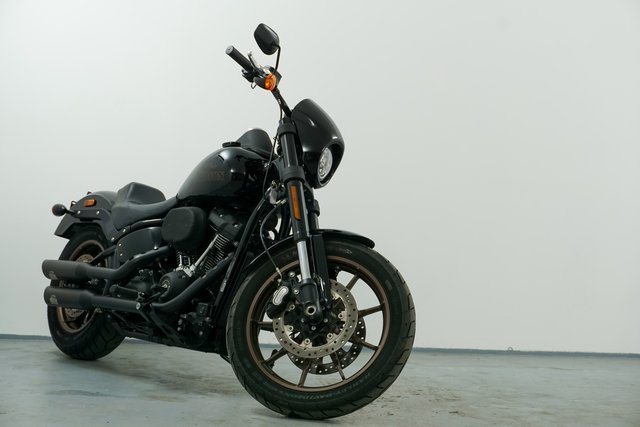 Harley-Davidson Low Rider S JEKILL & HYDE 5HD1 - photo 1