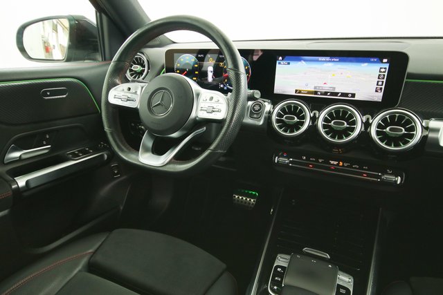 Mercedes-Benz GLB 200 AMG Line MBUX 360°Kamera LED - bilder 9