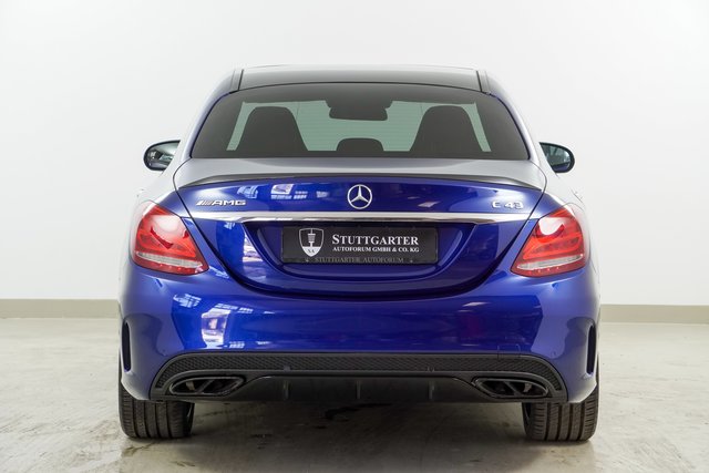 Mercedes-Benz C 43 AMG 4M Perf-Sitze Perf-Abgas Pano Keyless - bilder 4