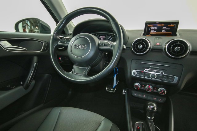 Audi A1 sport S Line S-tronic Navi PDC Tempo LED - foto 9