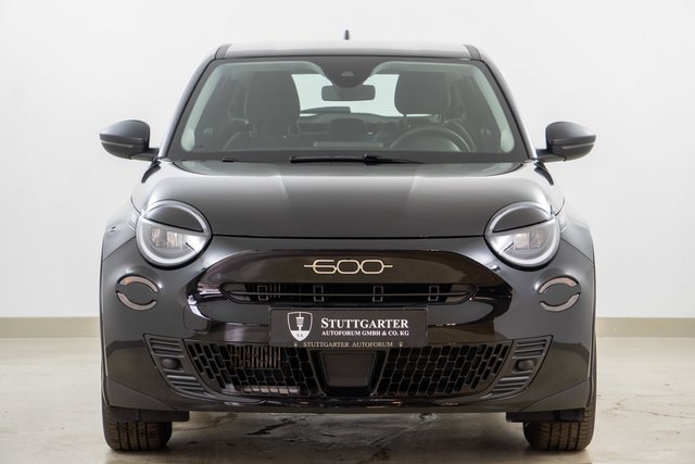Fiat 600 Hybrid 125-Jahre-Edition ACC - bilder 2