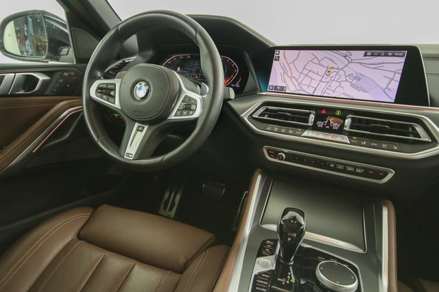 BMW X6 xDr 40 i M Sport Pano Leder 360K ACC Laser 22 - bilder 9