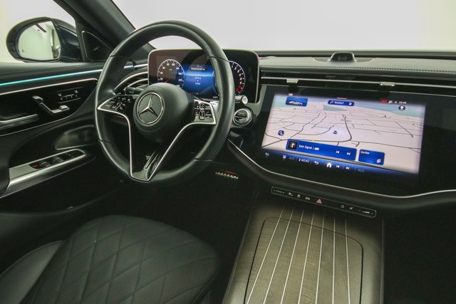 Mercedes-Benz E 400 e 4M Exclusive Premium Plus 360K Pano Voll - bilder 9