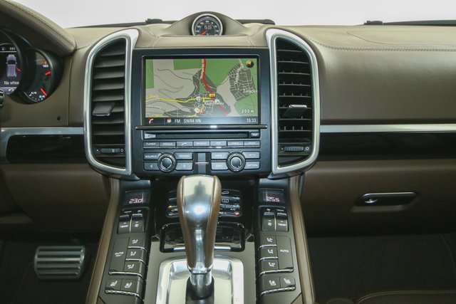 Porsche Cayenne S Pano BOSE Kamera Chrono Soft Close - bilder 10