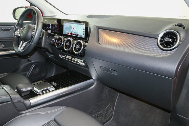 Mercedes-Benz B 220 4Matic Progressive LED Navi AHK Kamera - bilder 8