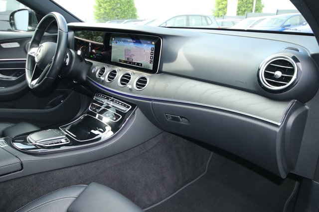 Mercedes-Benz E 450 4Matic T Pano Leder Kamera Luftfederung - photo 8