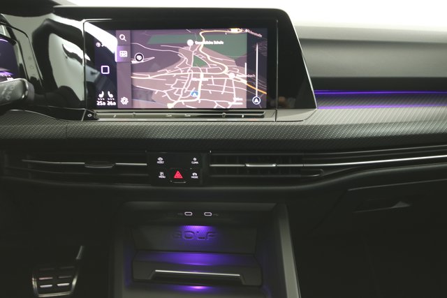 Volkswagen Golf VIII R 4Motion Kamera ACC Matrix-LED - foto 10