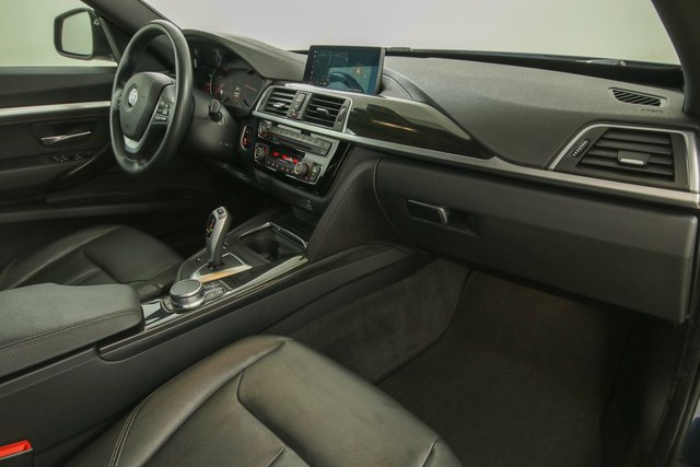 BMW 320 i xDrive Luxury Line ACC Navi Leder Kamera - bilder 8