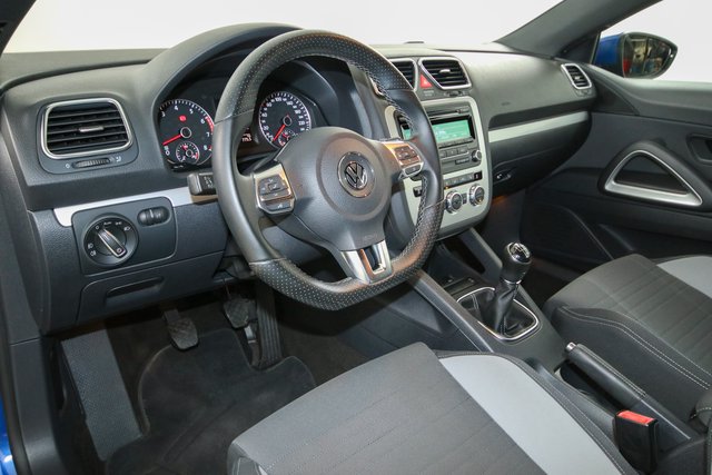 Volkswagen Scirocco 1.4 TSI BMT 90 kW Life PDC Schiebedach - bilder 7