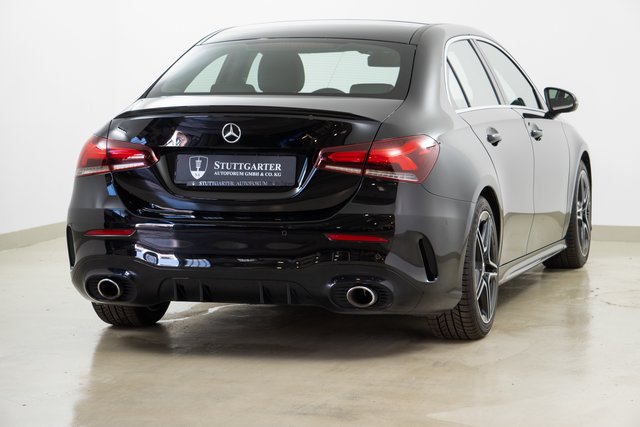 Mercedes-Benz A 35 AMG 4Matic Limousine Pano Navi - foto 6