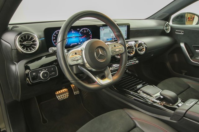Mercedes-Benz A 35 AMG 4Matic Limousine Pano Navi - foto 7