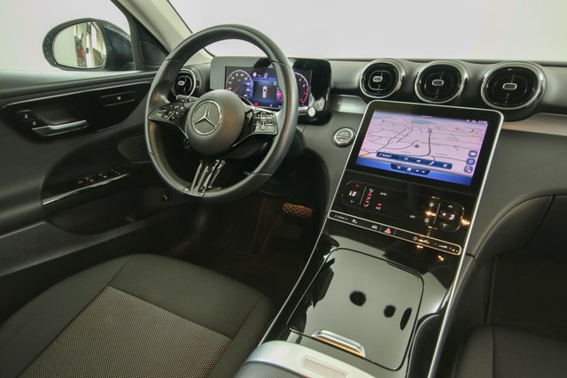Mercedes-Benz C 180 9G Avantgarde Kamera LED - foto 9
