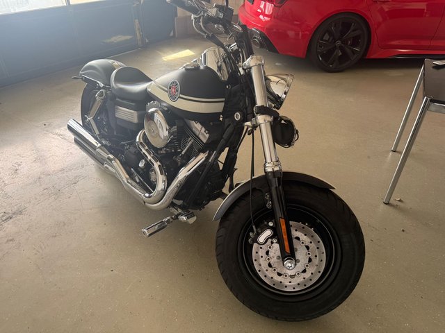 Harley-Davidson Dyna Street Bob Jekill & Hyde Klappenauspuff - bilder 2