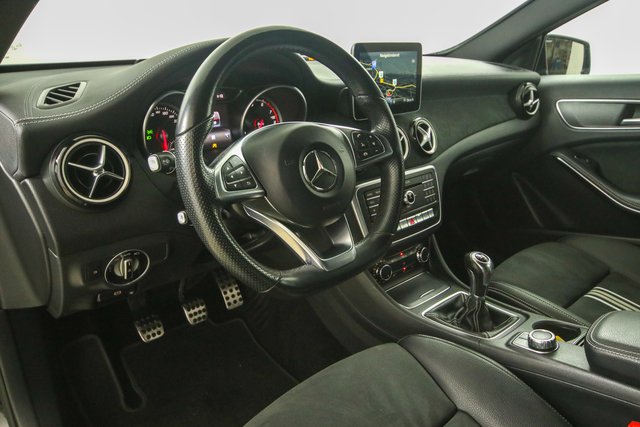 Mercedes-Benz A 180 BlueEfficiency AMG Line Navi PEAK Edition - foto 7