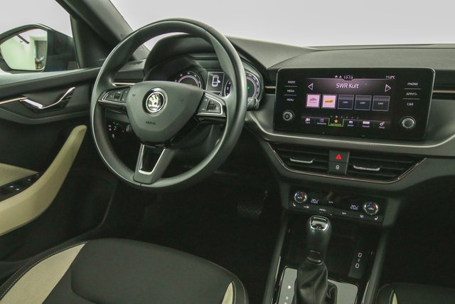 Skoda Scala Style ACC Kamera Kessy LED - photo 9
