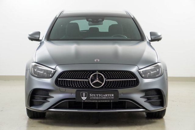 Mercedes-Benz E 450 4M AMG Line Pano 360 Kamera Leder Keyless - bilder 2