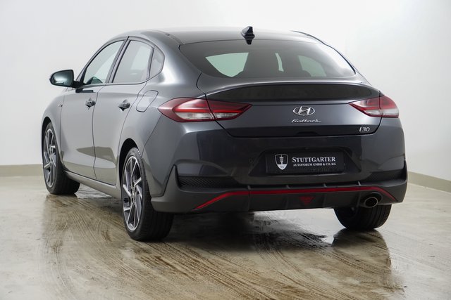 Hyundai i30 Fastback Automati N Line ACC Kamera Navi LED - foto 4