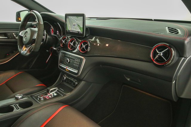 Mercedes-Benz CLA 45 AMG 4M Pano Leder Perf-Abgas Perf-Sitze - bilder 8