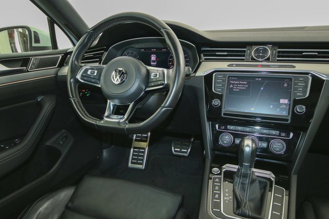 Volkswagen Passat 4M R-Line Standheizung Leder Pano 360K - photo 9