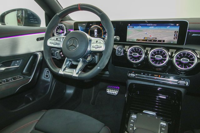Mercedes-Benz CLA 45 S AMG 4Matic 360 Kamera Distronic Ambient - bilder 9