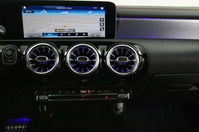 Mercedes-Benz CLA 200 SB AMG Line Kamera Night 19 Zoll - photo 10