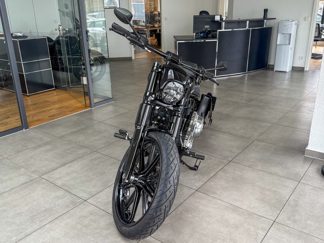 Harley-Davidson Breakout 5HD1 Kesstech Stage1 Custombike - bilder 2