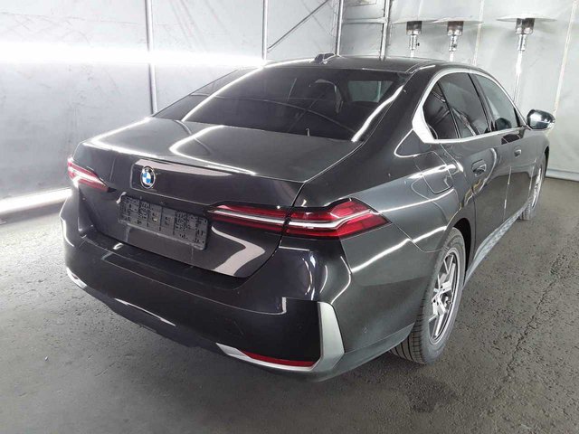 BMW 520 i Limo Navi Leder ACC Kamera - foto 4