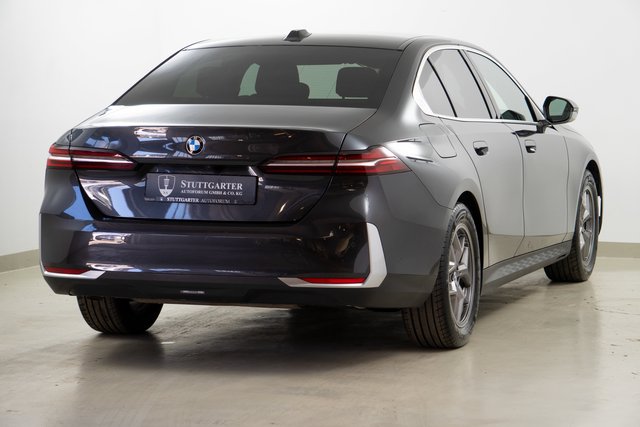BMW 520 i Limo Navi Leder ACC Kamera - foto 6