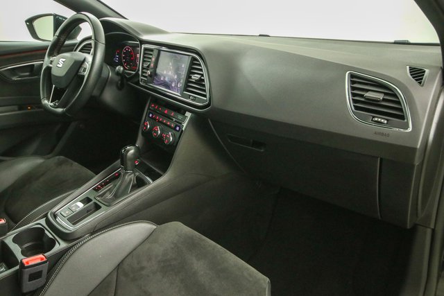 SEAT Leon Cupra 300 Carbon Edition 4Drive VIRTUAL ACC - bilder 7