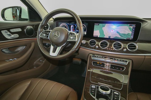 Mercedes-Benz E 400 d 4Matic T Exclusive 360K Memory Head-up - photo 9