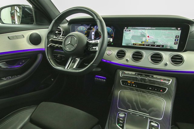 Mercedes-Benz E 400 d 4M AMG Line Distr AHK 360K Head-up Luft - bilder 9