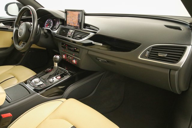 Audi RS 6 4.0 TFSI perfor Dynamik Plus Akrapovic 3 TV - photo 8