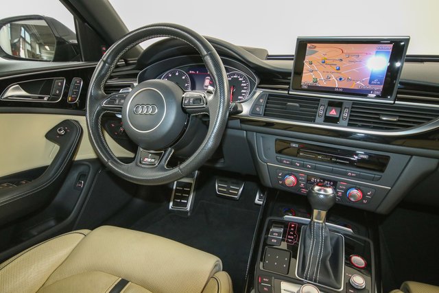 Audi RS 6 4.0 TFSI perfor Dynamik Plus Akrapovic 3 TV - photo 9