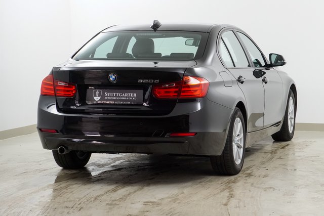 BMW 320 d Leder Navi Bi-Xenon - foto 6