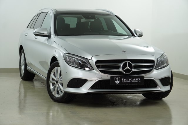 Mercedes-Benz C 400 T 4Matic Avantgarde Pano Kamera Memory - foto 1