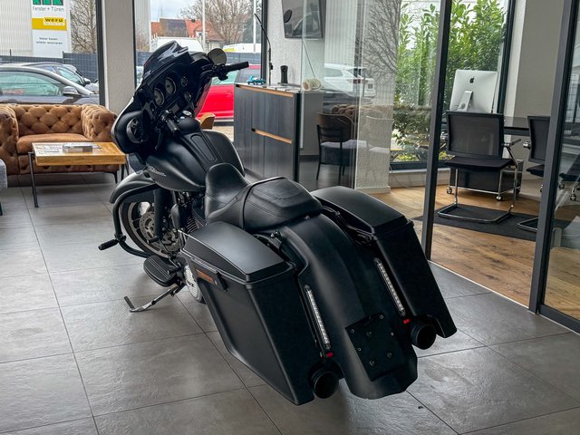 Harley-Davidson Street Glide FLHX Dark Matt 5HD1 LED JEKILL&JYDE - bilder 4